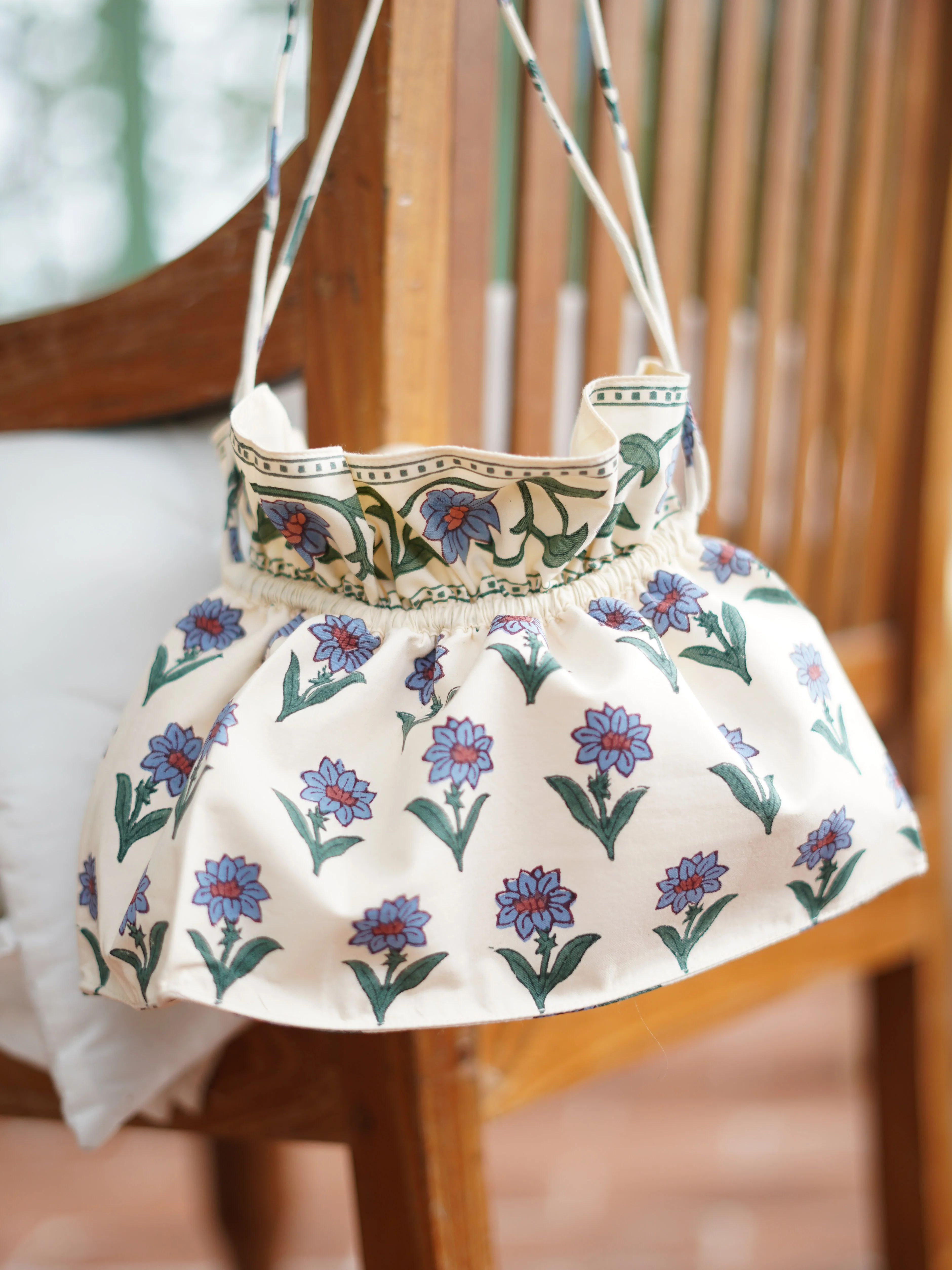 Drawstring Pouch in Kashmir Flower - Image 4
