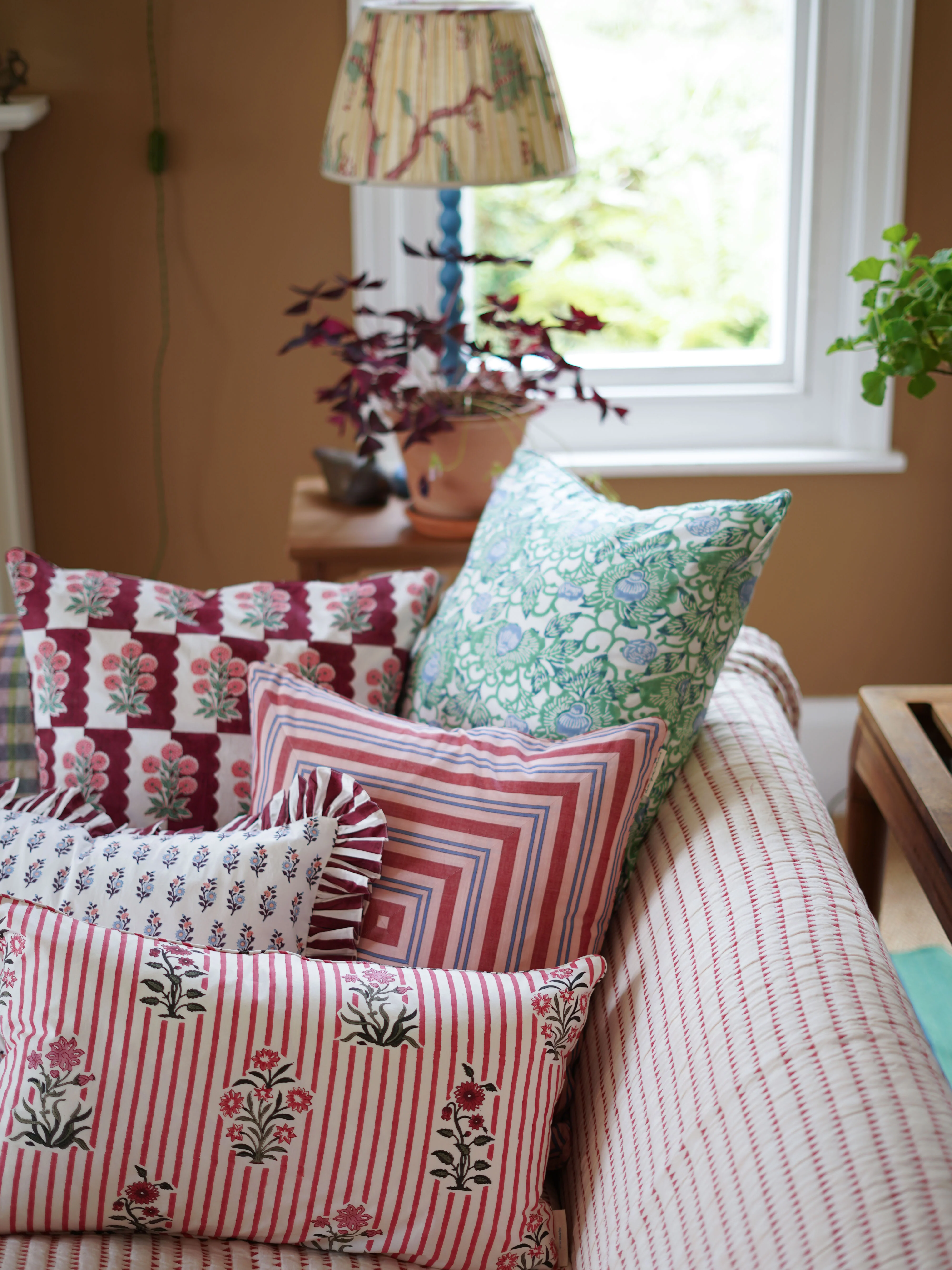 Frilled Cushion Cover, Twilight Sunflower 60 x 35cm - Image 3