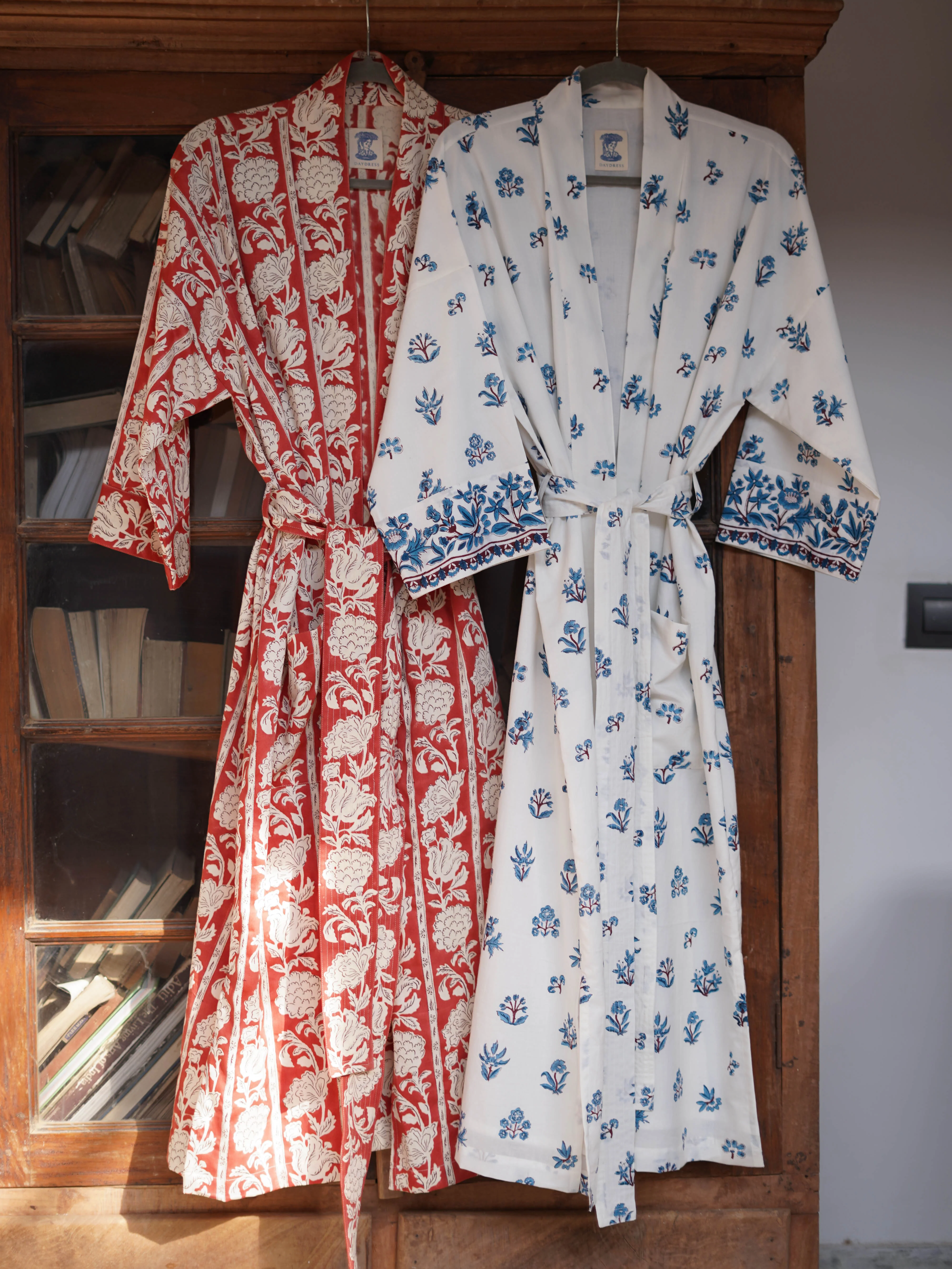 Kimono in Paris Flowers - Image 2