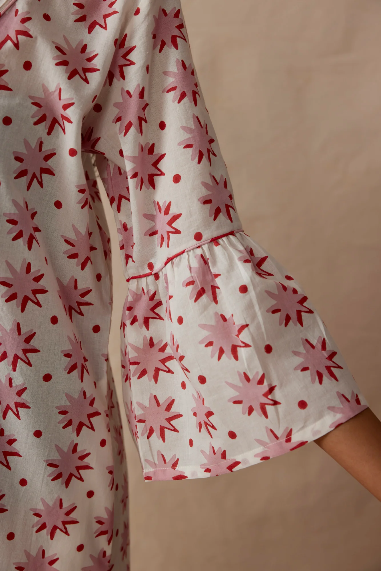 Tinos Kaftan in Pink Star - Image 4